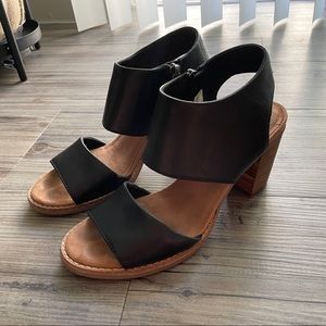 TOMS Majors Sandal - 5.5